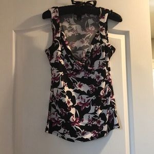 Sleeveless top